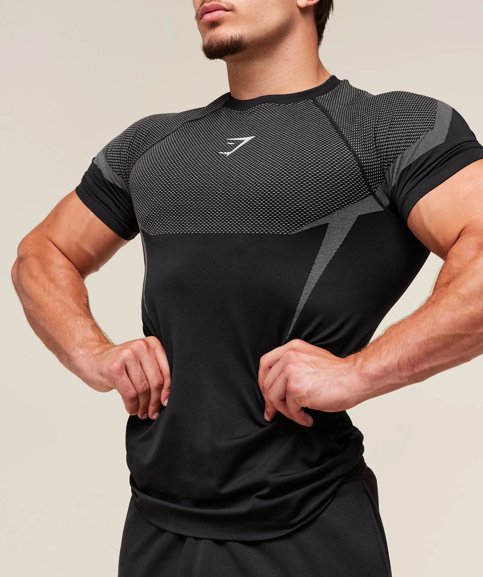 Gymshark Onyx 5.0 Seamless T-Shirt - Black/Light Grey