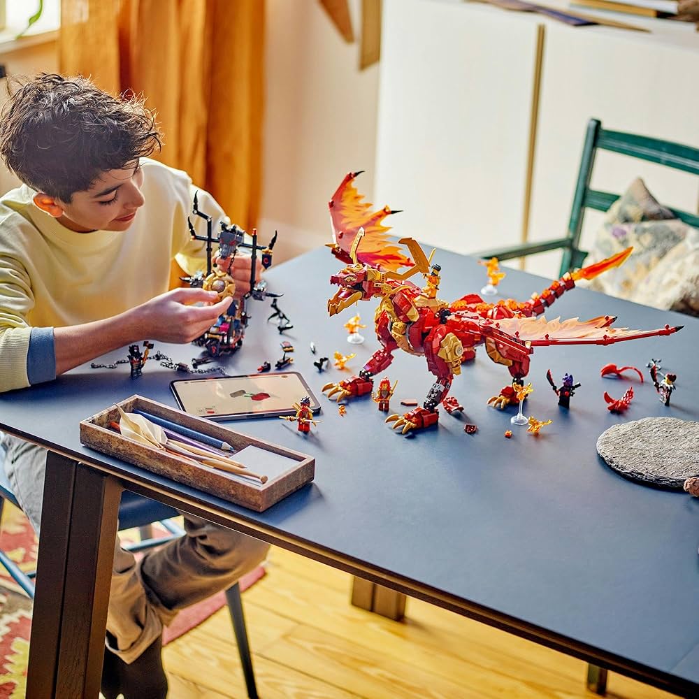 LEGO® NINJAGO® Source Dragon of Motion 71822
